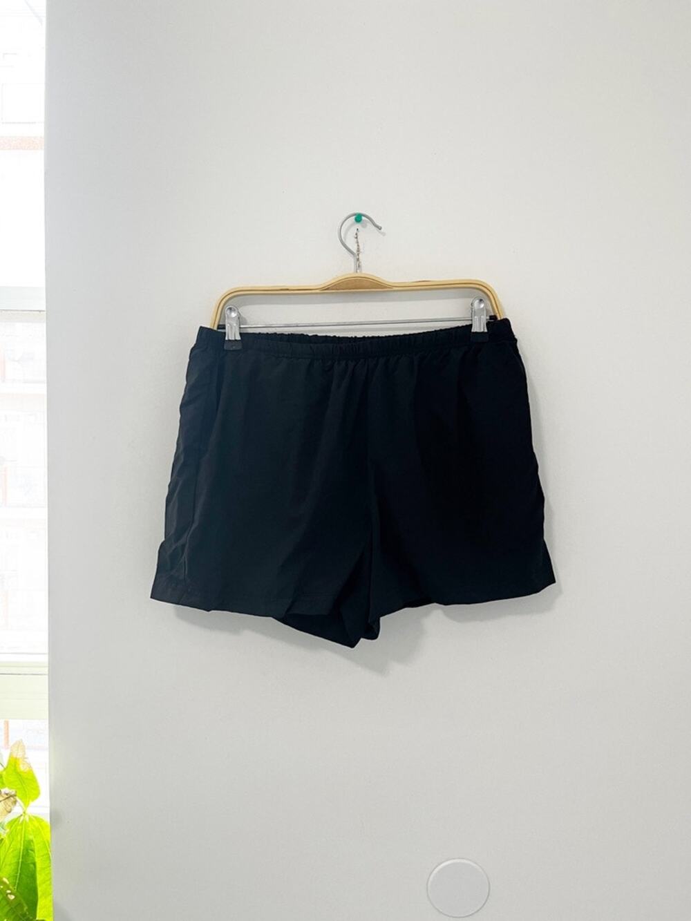 Lands' End Black Swim Shorts Size Large